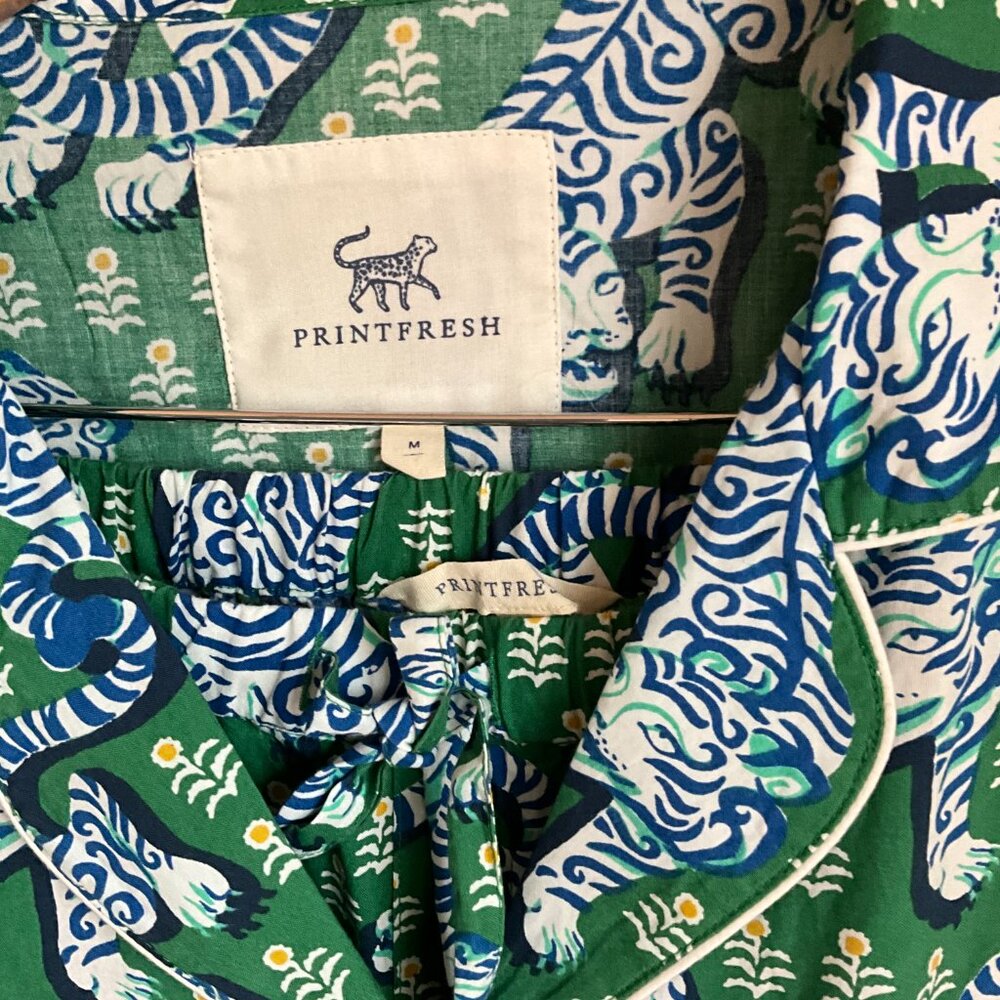 NWT PRINTFRESH Green Floral with TIGERS Cotton Long Pajama Set Size Medium - Picture 3 of 8
